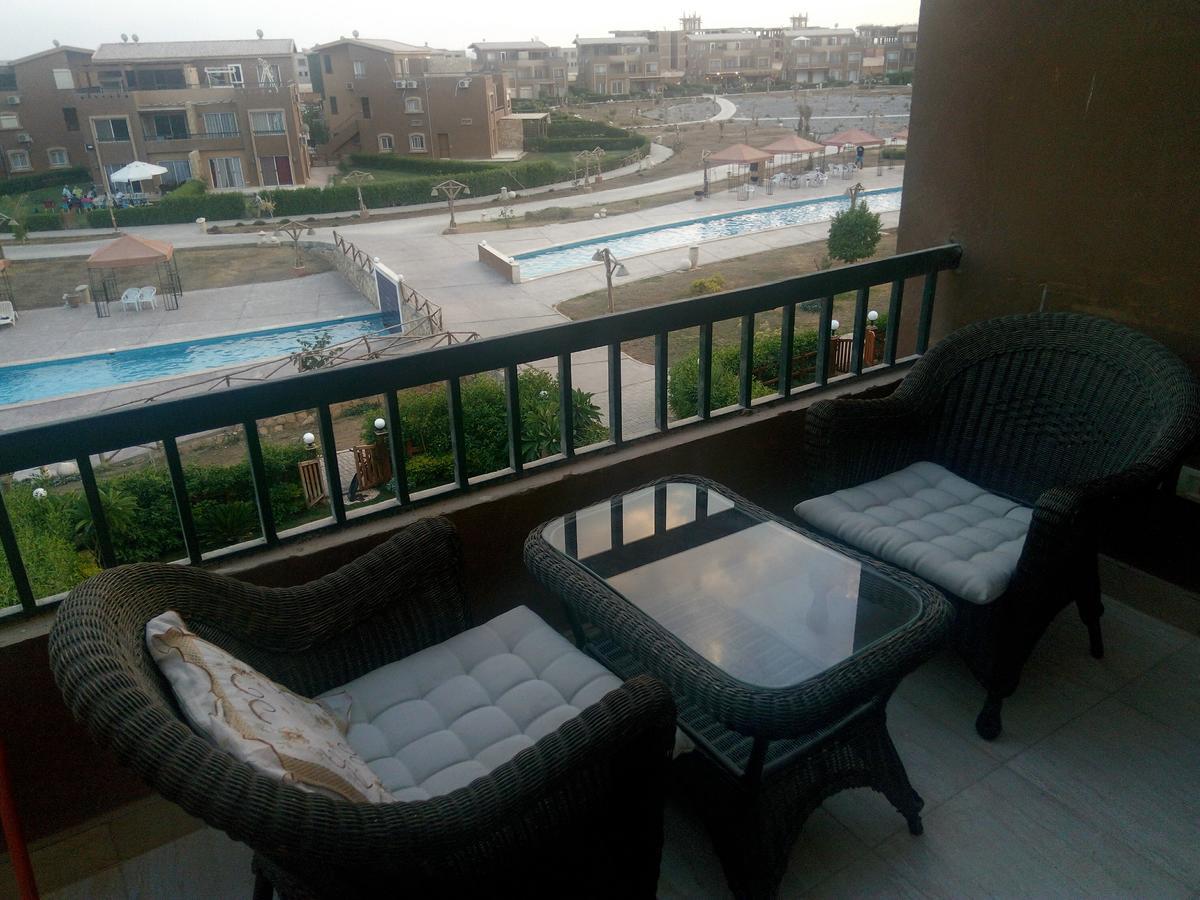 Chalet Marina Wadi Degla Families Only Pool View 2Nd Floor 6 Adults Ain Sukhna Esterno foto