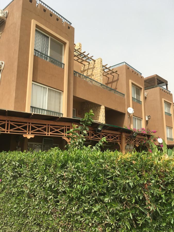 Chalet Marina Wadi Degla Families Only Pool View 2Nd Floor 6 Adults Ain Sukhna Esterno foto